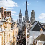 Le Lauroise Magnifique F2 Place Des Carmes * Ruão