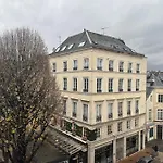 Le Lauroise Magnifique F2 Place Des Carmes Apartamento
