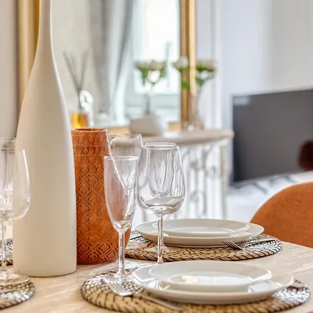 Le Lauroise Magnifique F2 Place Des Carmes * Rouen