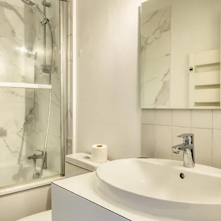 Le Lauroise Magnifique F2 Place Des Carmes Daire Rouen