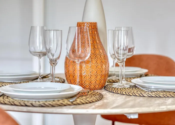 Le Lauroise Magnifique F2 Place Des Carmes Apartment